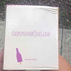 Betchsicles ice pop molds